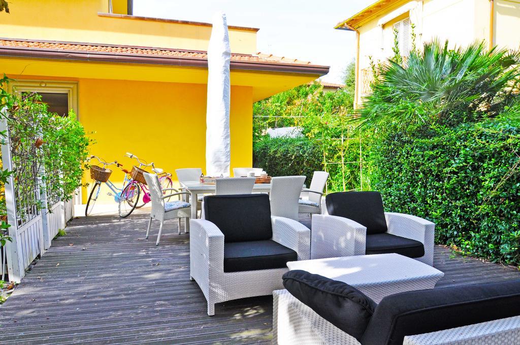 Holiday Apartments Fiumetto Marina di Pietrasanta Luaran gambar