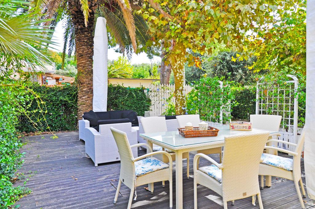 Holiday Apartments Fiumetto Marina di Pietrasanta Luaran gambar